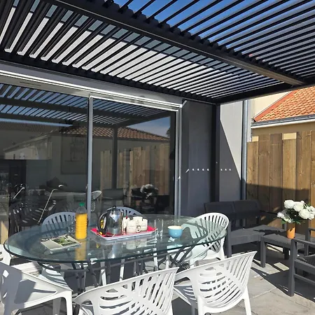 Casa vacanze Maison La Plaine-sur-mer, 4 Pièces, 6 Personnes - Fr-1-364-138 *